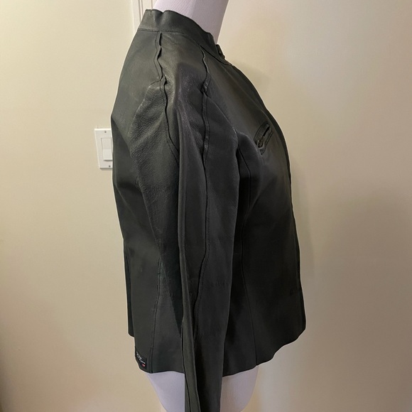 Gorgeous Vintage Diesel leather jacket - Picture 3 of 16